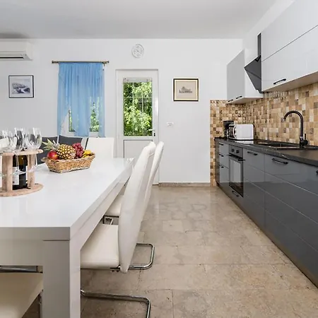 Pet Friendly In 펜션