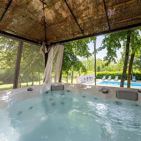 Pet Friendly In * Nedeščina