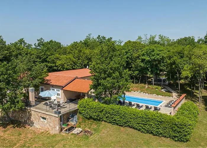 Dom wakacyjny Pet Friendly In Nedeščina